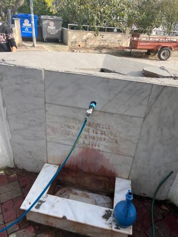 “Bir Damla Vefa” Projesi ile Erdek Şehitliğinde Duyarlılık Çalışması Gerçekleştirildi.