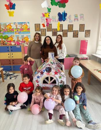 “Minik Ellerden Renkli Evler” Projesi Anaokulu Öğrencileriyle Hayata Geçirildi